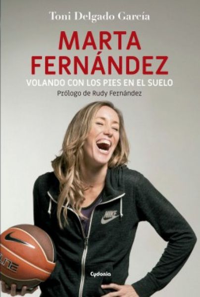  Marta Fernández : volando con los pies en el suelo